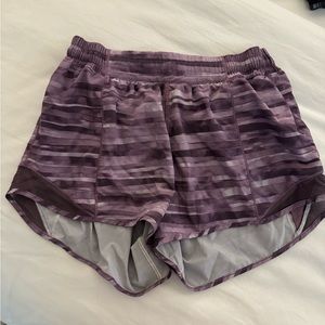 Lululemon Hotty Hot shorts size 8